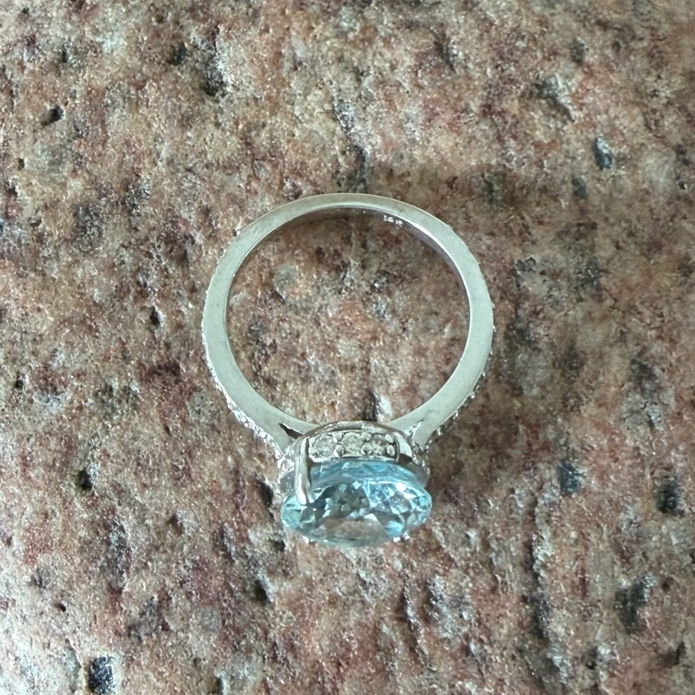 14K White Gold Natural Aquamarine Ring 4.25ct Diamond Accent Band – Needs Repair - Picture 3 of 9